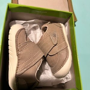 New Stride Rite Shoes, Size 3 XW